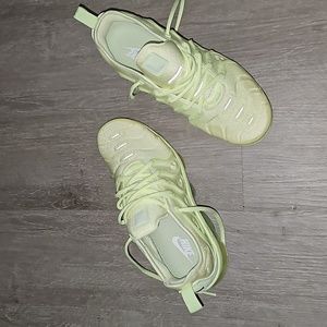 Nike VaporMax Plus Womens Sz. 8.5 *Barely Bolt